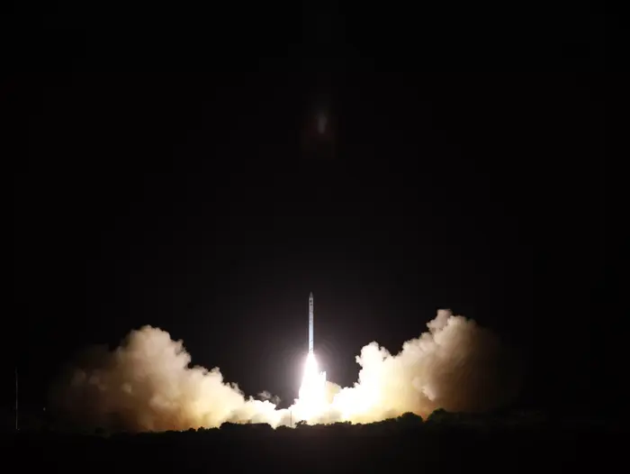 ישראל שיגרה לחלל את לוויין שיגור אופק 10, אפריל 2014 (משרד הביטחון , משרד הביטחון והתעשייה האווירית) ישראל שיגרה לחלל את לוויין שיגור אופק 10, אפריל 2014 (משרד הביטחון , משרד הביטחון והתעשייה האווירית)