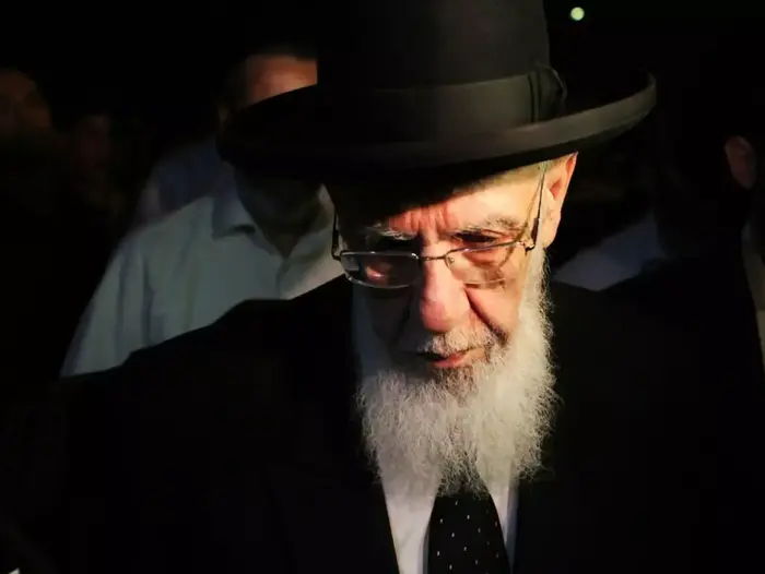 הרב שלום כהן (יח"צ , קובי הר צבי, בחדרי חרדים) הרב שלום כהן (יח"צ , קובי הר צבי, בחדרי חרדים)