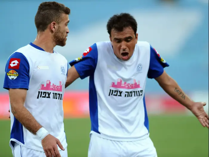 פדרו גלבאן ויקטור מרעי מכבי פתח תקוה (ברני ארדוב) פדרו גלבאן ויקטור מרעי מכבי פתח תקוה (ברני ארדוב)