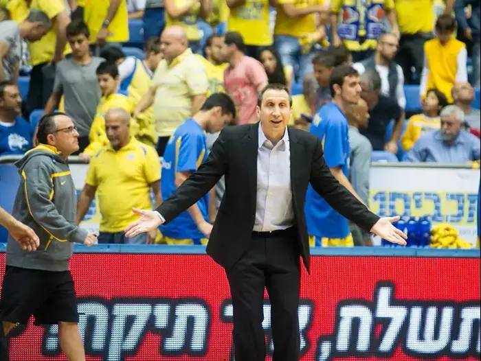 דיוויד בלאט מאמן מכבי תל אביב (יותם רונן) דיוויד בלאט מאמן מכבי תל אביב (יותם רונן)