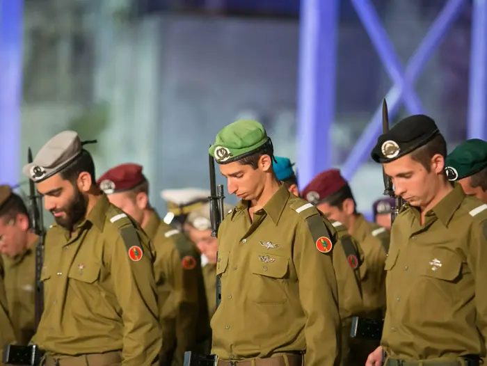 העצרת הממלכתית לזכר חללי מערכות ישראל (נועם מושקוביץ) העצרת הממלכתית לזכר חללי מערכות ישראל (נועם מושקוביץ)