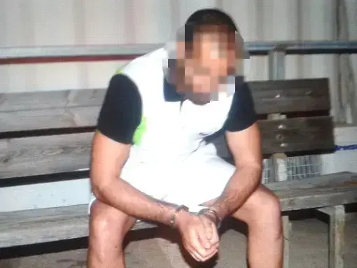 המשטרה עצרה חשוד במספר אירועי "תג מחיר" ביקנעם, מאי 2014 (צילום מסך) המשטרה עצרה חשוד במספר אירועי "תג מחיר" ביקנעם, מאי 2014 (צילום מסך)