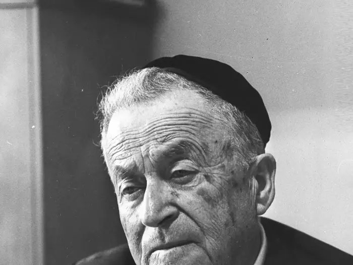 ש"י עגנון (לשכת העיתונות הממשלתית) ש"י עגנון (לשכת העיתונות הממשלתית)