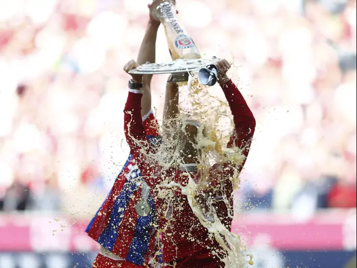 באיירן מינכן, פפ גווארדיולה, חוגגים אליפות (GettyImages) באיירן מינכן, פפ גווארדיולה, חוגגים אליפות (GettyImages)