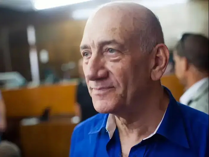 כשאחד מאיתנו חוטא, כולנו אשמים (יח"צ , יותם רונן) כשאחד מאיתנו חוטא, כולנו אשמים (יח"צ , יותם רונן)