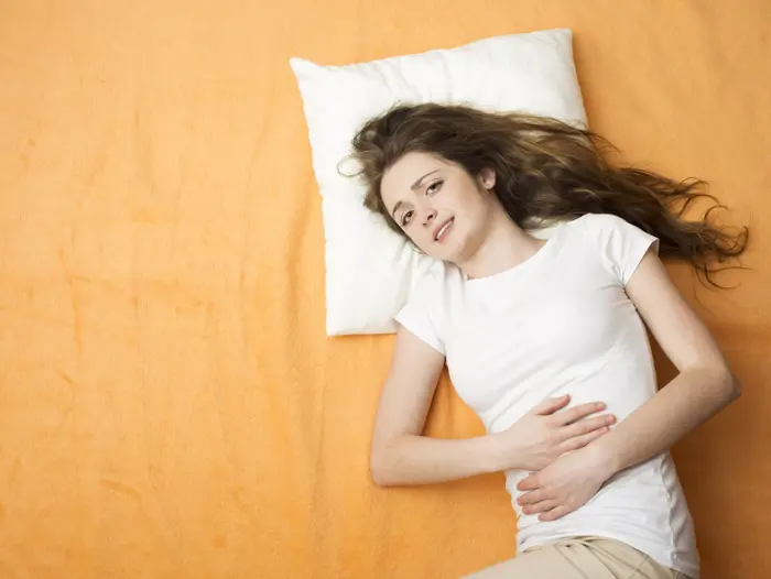 כאבי מחזור כאבי בטן (ShutterStock) כאבי מחזור כאבי בטן (ShutterStock)