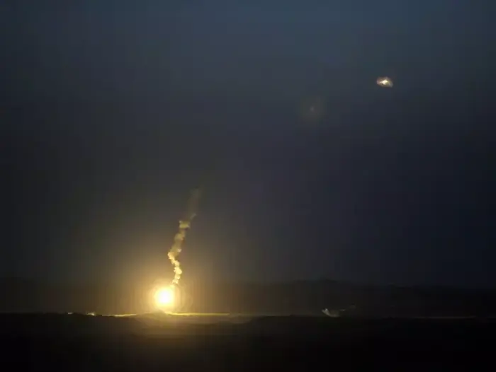 הפצצות ברצועת עזה, 11 ביולי 2014 (דרור עינב) הפצצות ברצועת עזה, 11 ביולי 2014 (דרור עינב)