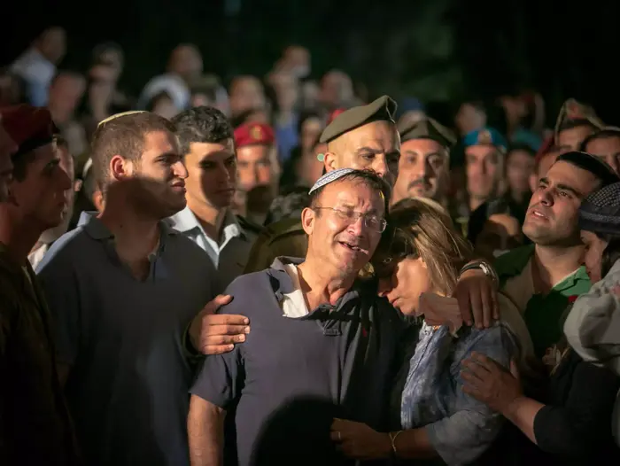 הלווייתו של סמ"ר אביתר תורג'מן בהר הרצל (נועם מושקוביץ) הלווייתו של סמ"ר אביתר תורג'מן בהר הרצל (נועם מושקוביץ)