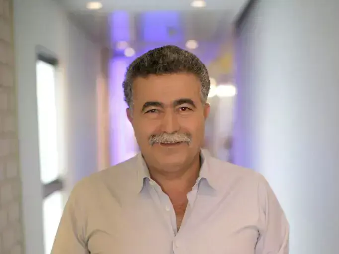 עמיר פרץ בקמפיין קודם כל ישראלי (יח"צ) עמיר פרץ בקמפיין קודם כל ישראלי (יח"צ)