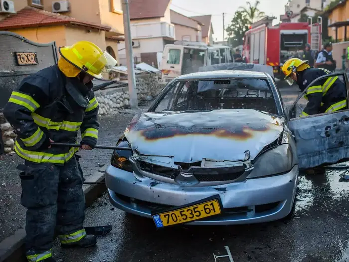 נפילת רקטה בקריית גת, יולי 2014 (יותם רונן) נפילת רקטה בקריית גת, יולי 2014 (יותם רונן)