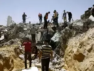 הריסות ברפיח אחרי הפצצות צה"ל, 1 באוגוסט 2014 (מערכת וואלה! NEWS , אל-מיאדין) הריסות ברפיח אחרי הפצצות צה"ל, 1 באוגוסט 2014 (מערכת וואלה! NEWS , אל-מיאדין)