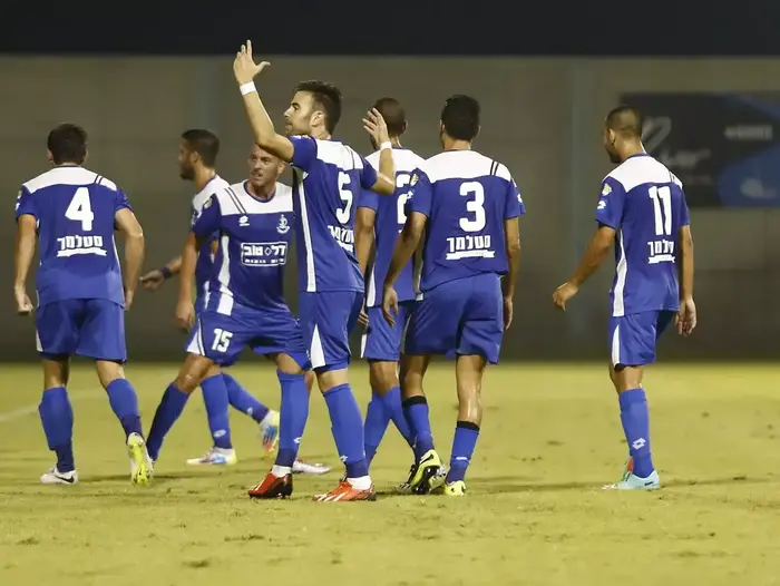 שחקן הפועל פתח תקוה, אורי פסו (מגד גוזני)