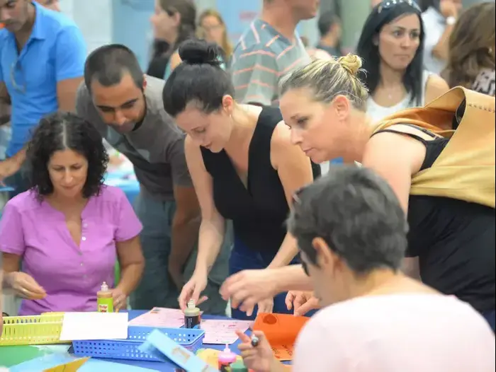 ילדי עוטף עזה בבית ספר יסודי "חופים" בקיבוץ יד מרדכי מתכוננים לפתיחת שנת הלימודים מחר, 31 באוגוסט 2014 (ראובן קסטרו) ילדי עוטף עזה בבית ספר יסודי "חופים" בקיבוץ יד מרדכי מתכוננים לפתיחת שנת הלימודים מחר, 31 באוגוסט 2014 (ראובן קסטרו)