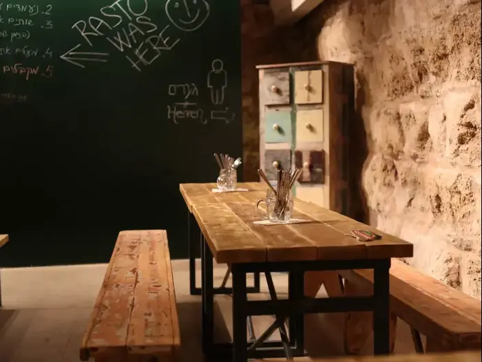 קוסטיצה (יח"צ , ז'אן קלוד לוי) קוסטיצה (יח"צ , ז'אן קלוד לוי)