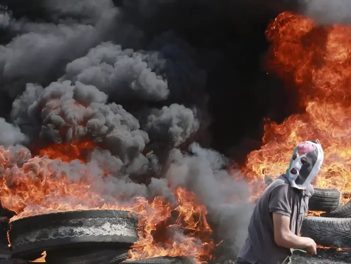 מהומות בין פלסטינים לכוחות הביטחון בכפר קדום שליד שכם. 12 בספטמבר 2014 (רויטרס) מהומות בין פלסטינים לכוחות הביטחון בכפר קדום שליד שכם. 12 בספטמבר 2014 (רויטרס)