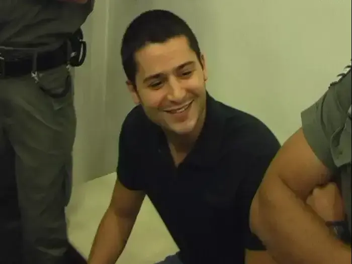אישום: שי שירזי הרג וניסה להסתיר ראיות (נועם אשל) אישום: שי שירזי הרג וניסה להסתיר ראיות (נועם אשל)