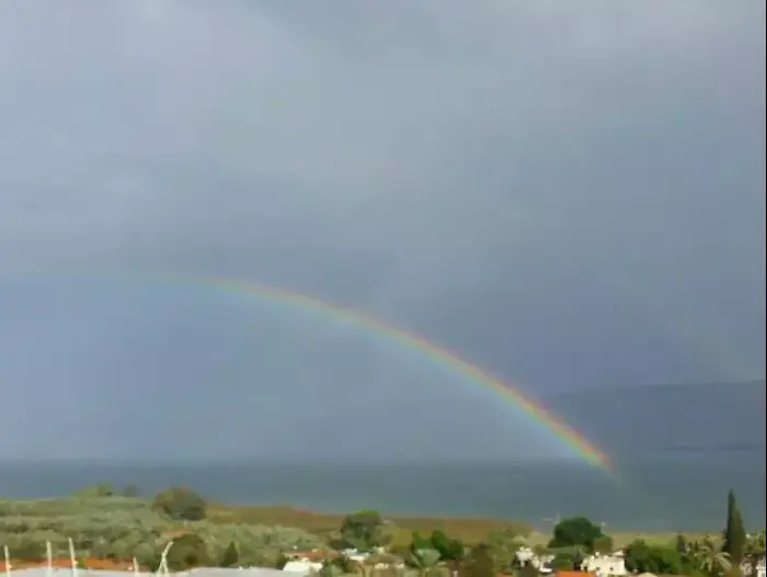 קשת מעל הכנרת (תמונות גולשים , Le'ah Goldman) קשת מעל הכנרת (תמונות גולשים , Le'ah Goldman)