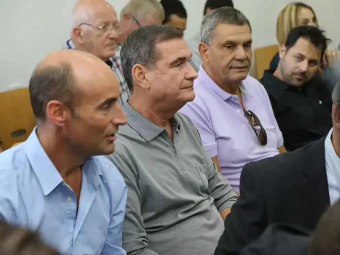חיים רמון הפועל תל אביב (קובי אליהו) חיים רמון הפועל תל אביב (קובי אליהו)