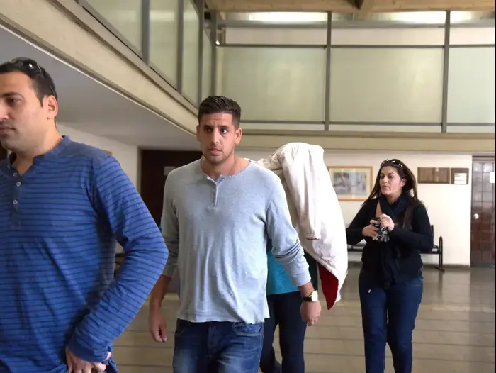 מאמן הפועל פתח תקוה עידן בר און (ניב אהרונסון) מאמן הפועל פתח תקוה עידן בר און (ניב אהרונסון)