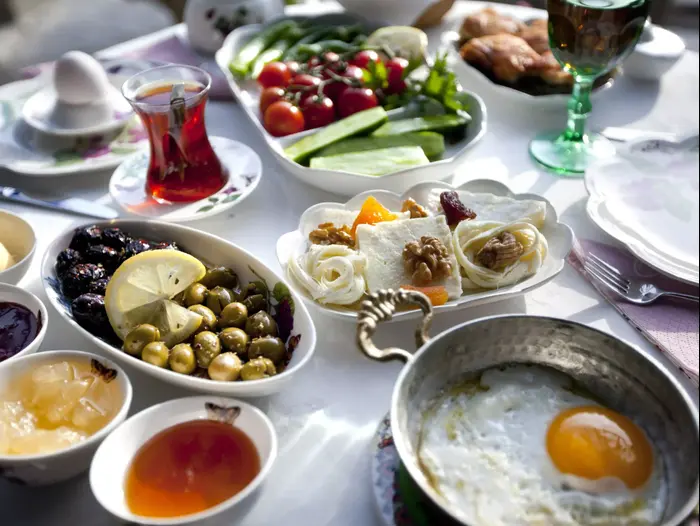 ארוחת בוקר (ShutterStock) ארוחת בוקר (ShutterStock)