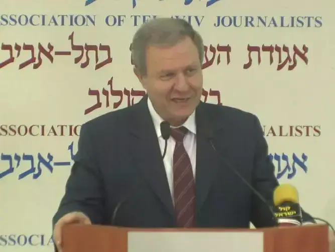 מאיר שטרית פורש מהחיים הפוליטיים (טל אנגלנדר , צילום מסך) מאיר שטרית פורש מהחיים הפוליטיים (טל אנגלנדר , צילום מסך)