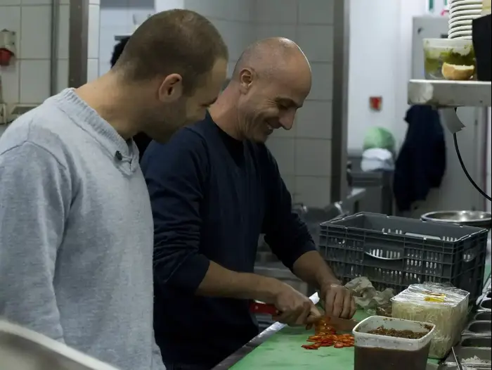 שף תאכל (ניב אהרונסון) שף תאכל (ניב אהרונסון)