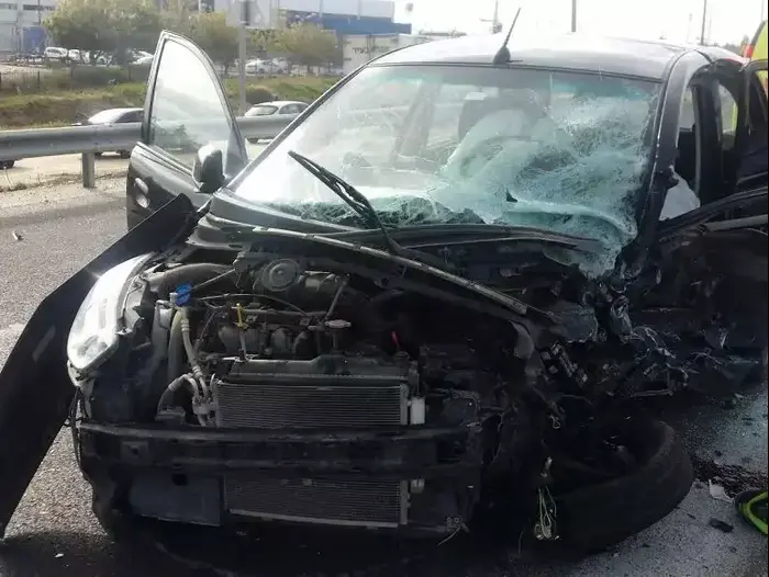 תאונת דרכים בצומת בילו. פברואר 2015 (מד"א) תאונת דרכים בצומת בילו. פברואר 2015 (מד"א)