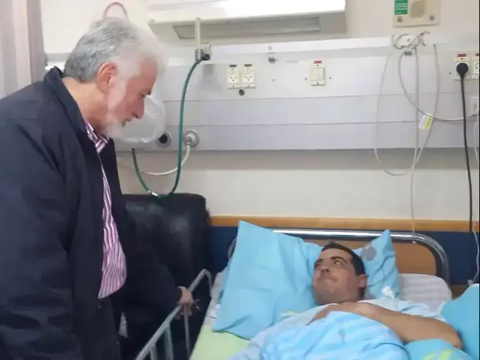 איציק דרעי שהותקף עם אהוד ניצן סמנכ"ל משאבי אנוש כיל ישראל, סורוקה (יח"צ , דוברות כיל) איציק דרעי שהותקף עם אהוד ניצן סמנכ"ל משאבי אנוש כיל ישראל, סורוקה (יח"צ , דוברות כיל)