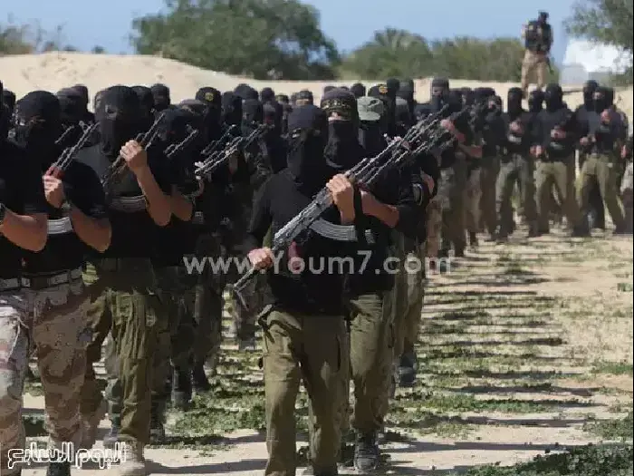 תרגיל צבאי של חמאס והג'יהאד האיסלאמי ברצועת עזה, 05 בפברואר 2015 (אתר רשמי , אליום אלסאבע) תרגיל צבאי של חמאס והג'יהאד האיסלאמי ברצועת עזה, 05 בפברואר 2015 (אתר רשמי , אליום אלסאבע)