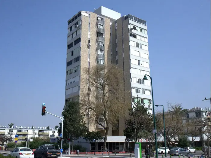 דירות עמידר ביפו, מרץ 2015 (ניב אהרונסון) דירות עמידר ביפו, מרץ 2015 (ניב אהרונסון)