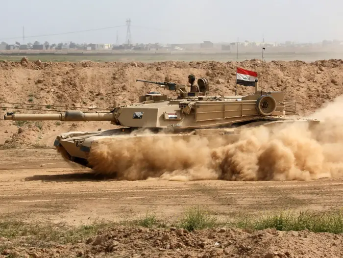 כוחות הביטחון העיראקיים בעיר תיכרית עיראק, 13 במרץ 2015 (AP) כוחות הביטחון העיראקיים בעיר תיכרית עיראק, 13 במרץ 2015 (AP)