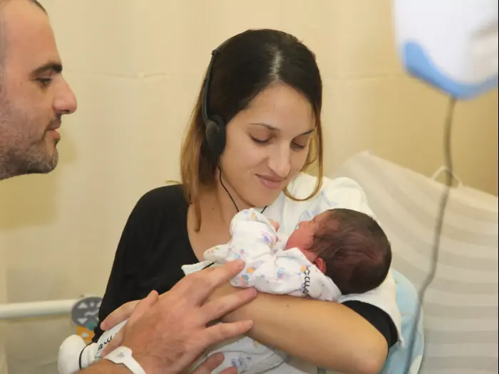 קונצרטים בבית החולים מאיר (יח"צ , איקי פוטו דינו, יח"צ) קונצרטים בבית החולים מאיר (יח"צ , איקי פוטו דינו, יח"צ)