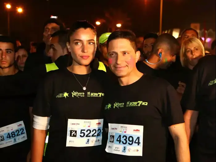 מרוץ הלילה בבאר שבע, מאי 2015 (מערכת וואלה! NEWS , עיריית באר שבע) מרוץ הלילה בבאר שבע, מאי 2015 (מערכת וואלה! NEWS , עיריית באר שבע)