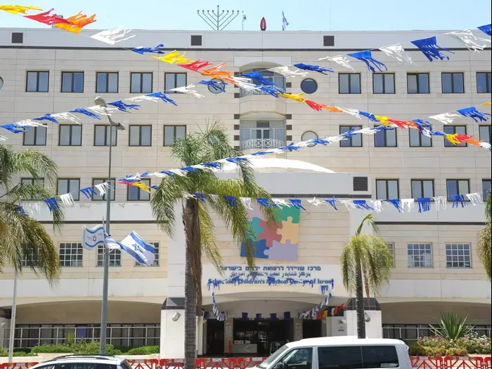 בית החולים שניידר לרפואת ילדים. פתח תקווה, מאי 2015 (ראובן קסטרו) בית החולים שניידר לרפואת ילדים. פתח תקווה, מאי 2015 (ראובן קסטרו)