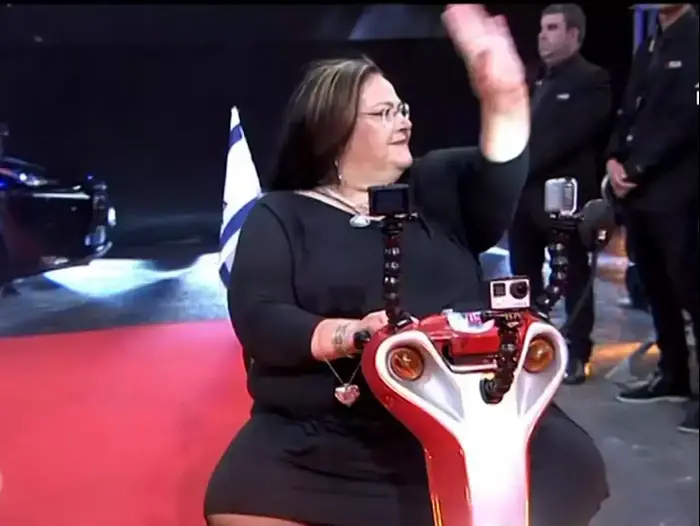 האח הגדול (צילום מסך) האח הגדול (צילום מסך)