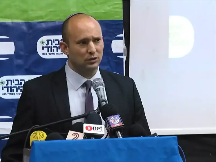 בנט: אנו אוחזים בהגה ההנהגה, אך לא נשב בבגאז' (אבי כהן)