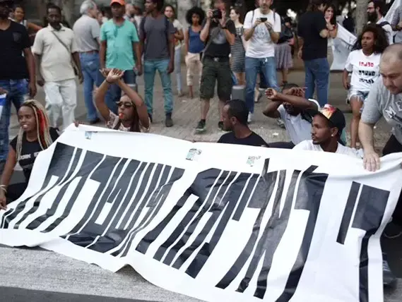 מחאת בני העדה האתיופית, תל אביב, 18.05.2015 (מגד גוזני) מחאת בני העדה האתיופית, תל אביב, 18.05.2015 (מגד גוזני)