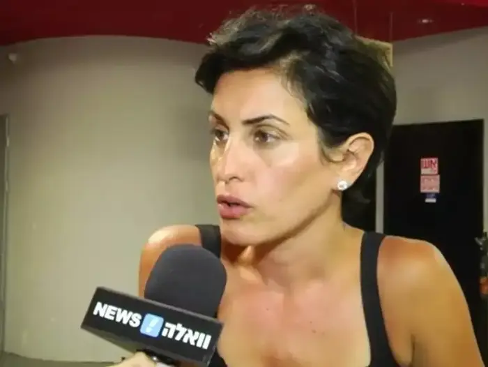 נטלי עטיה (דייב שחר) נטלי עטיה (דייב שחר)