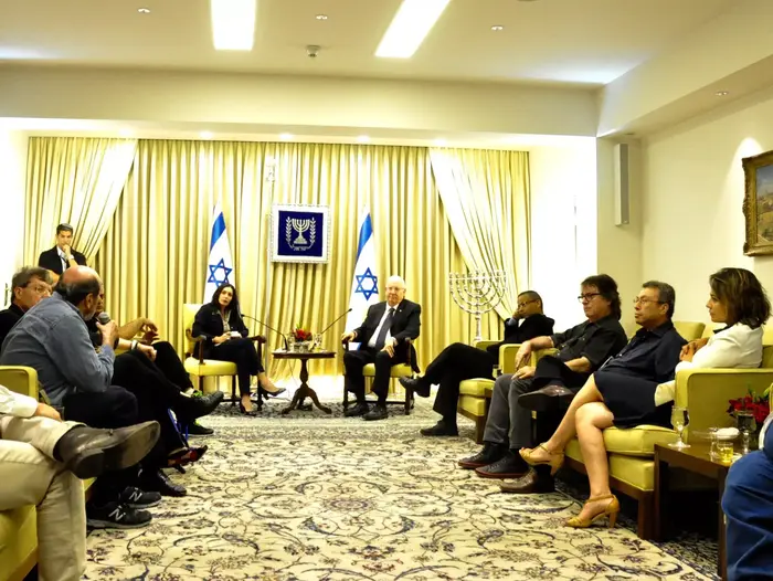 נשיא המדינה ראובן ריבלין ושרת התרבות והספורט מירי רגב בפגישה עם עודד קוטלר, מירה עווד, חנן שניר ונורמן עיסא (לשכת העיתונות הממשלתית , מארק ניימן) נשיא המדינה ראובן ריבלין ושרת התרבות והספורט מירי רגב בפגישה עם עודד קוטלר, מירה עווד, חנן שניר ונורמן עיסא (לשכת העיתונות הממשלתית , מארק ניימן)
