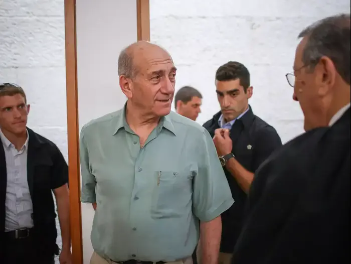 אהוד אולמרט, בית משפט העליון ירושלים, 8 ביולי 2015 (נועם מושקוביץ) אהוד אולמרט, בית משפט העליון ירושלים, 8 ביולי 2015 (נועם מושקוביץ)