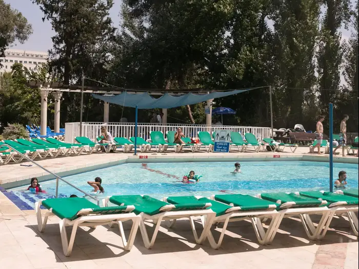 מלון גני ירושלים, יולי 2015 (מור שאולי) מלון גני ירושלים, יולי 2015 (מור שאולי)
