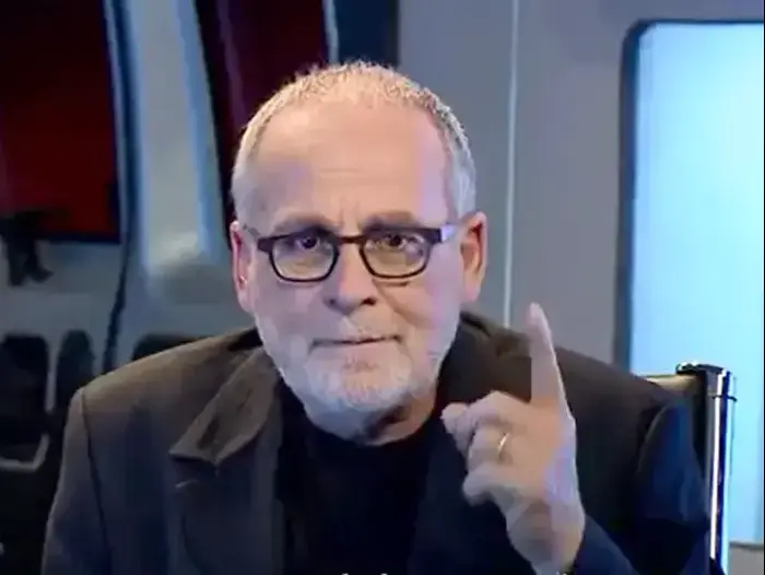 קטע מפרק סיום העונה החמישית של "יצאת צדיק" של חיים הכט (יח"צ) קטע מפרק סיום העונה החמישית של "יצאת צדיק" של חיים הכט (יח"צ)