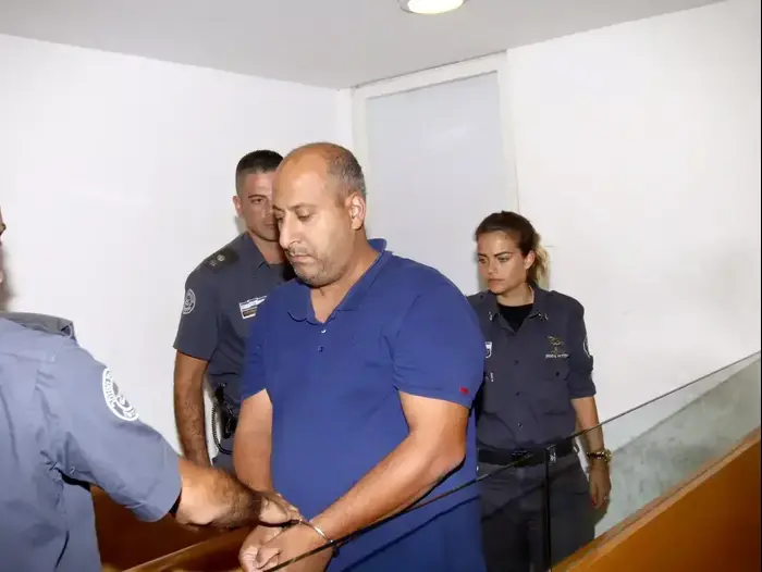 הארכת מעצרו של וסאם חג'יר נהג ההסעות החשוד ששכח אישה ברכבו וגרם למותה 24 יולי 2015 (ערן גילווארג) הארכת מעצרו של וסאם חג'יר נהג ההסעות החשוד ששכח אישה ברכבו וגרם למותה 24 יולי 2015 (ערן גילווארג)