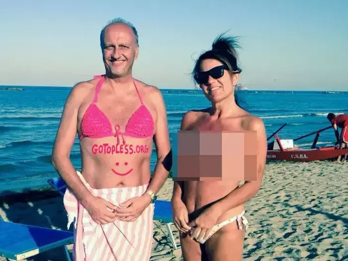 יום הטופלס הבינלאומי שוויון מגדרי נשים ברחבי העולם חשופות חזה (צילום מסך) יום הטופלס הבינלאומי שוויון מגדרי נשים ברחבי העולם חשופות חזה (צילום מסך)