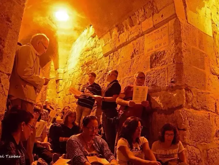סליחות - ירושלים עם דוד גל אור (יח"צ) סליחות - ירושלים עם דוד גל אור (יח"צ)