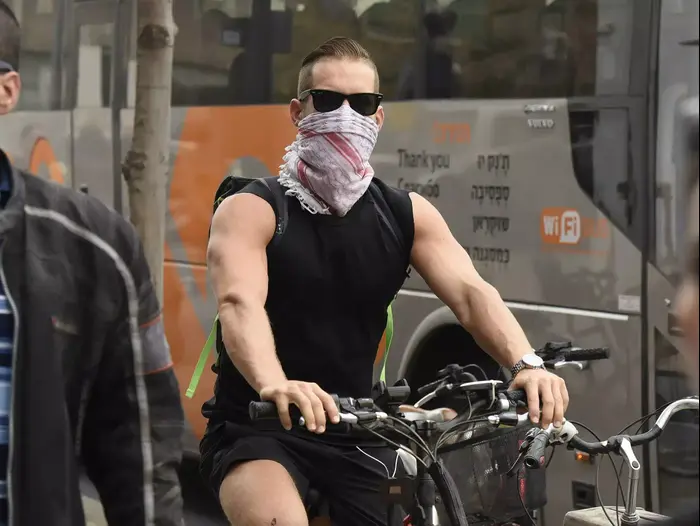 אובך בתל אביב 10 אוקטובר 2015 (ראובן קסטרו) אובך בתל אביב 10 אוקטובר 2015 (ראובן קסטרו)