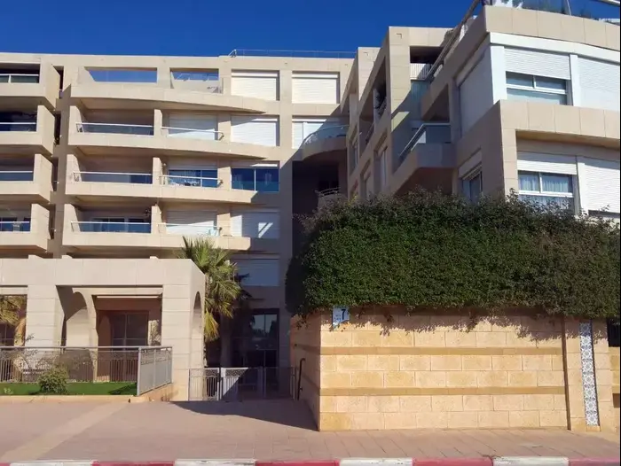 ביתו של השופט מישאל חשין בהרצליה, 19 בספטמבר 2015 (שלומי גבאי) ביתו של השופט מישאל חשין בהרצליה, 19 בספטמבר 2015 (שלומי גבאי)