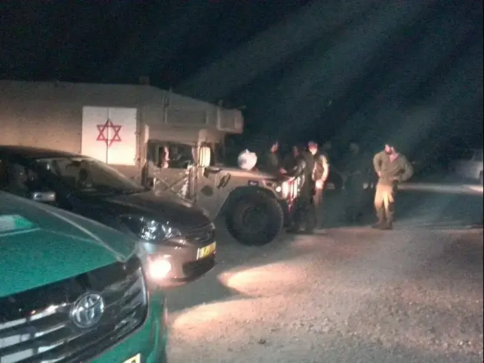 תגבורות כוחות צה"ל ברמת הגולן בסמוך לגבול סוריה 24 באוקטובר 2015 (מערכת וואלה! NEWS , עדי חשמונאי) תגבורות כוחות צה"ל ברמת הגולן בסמוך לגבול סוריה 24 באוקטובר 2015 (מערכת וואלה! NEWS , עדי חשמונאי)