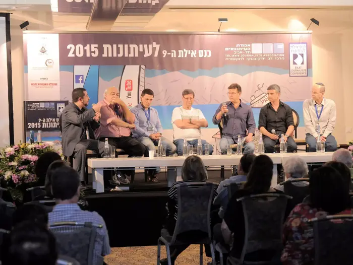 פאנל הפרד ומשול (מערכת וואלה! NEWS , שלומי דעי) פאנל הפרד ומשול (מערכת וואלה! NEWS , שלומי דעי)