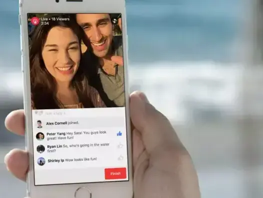שידור חי בפייסבוק (צילום מסך) שידור חי בפייסבוק (צילום מסך)